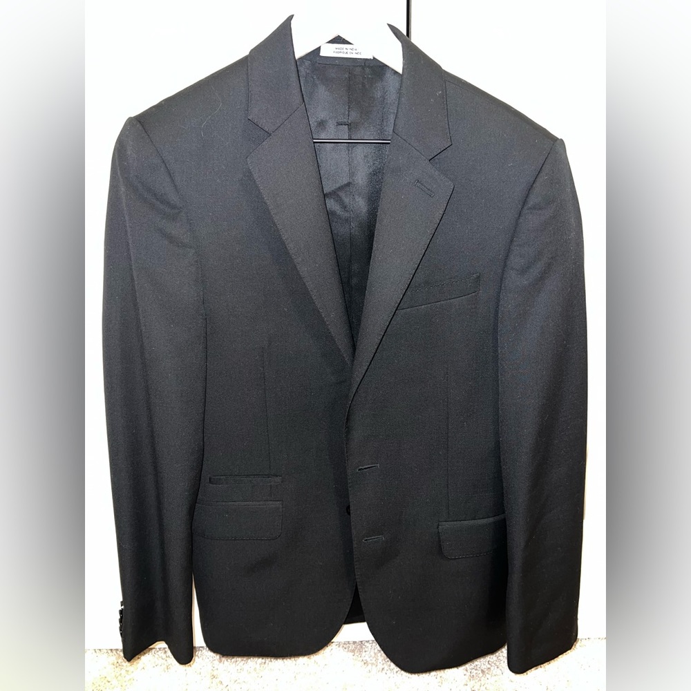 Mens express suit jacket. 36 short. Great condition. Worn a few times.
